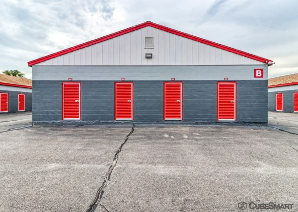 CubeSmart Self Storage - South Windsor - 282 Chapel Road