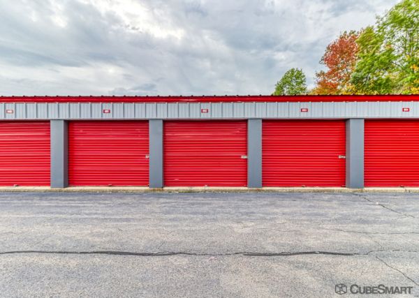CubeSmart Self Storage - Bloomfield - 522 Cottage Grove Rd - 522 Cottage Grove Rd
