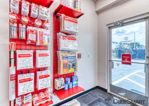 CubeSmart Self Storage - Fort Myers - 3333 Cleveland Ave - 3333 Cleveland Ave