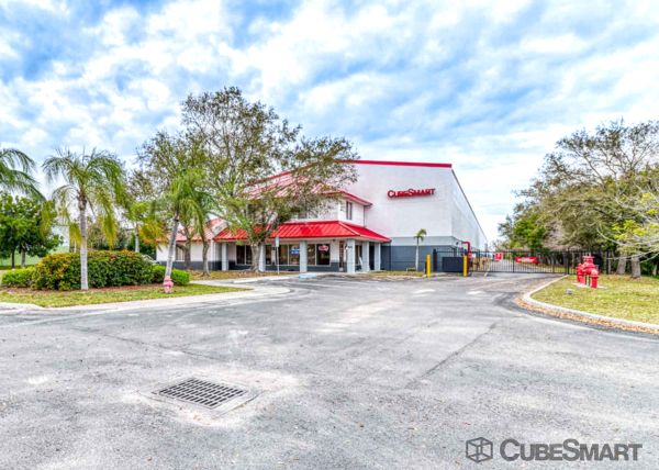 CubeSmart Self Storage - Cape Coral - 301 Ne Pine Island Rd - 301 NE Pine Island Rd
