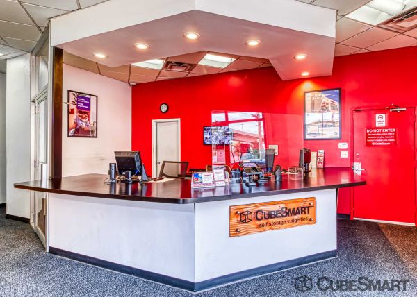CubeSmart Self Storage - Jamaica - 138-54 94th Avenue - 138-54 94Th Avenue