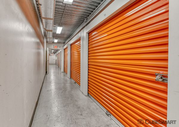 CubeSmart Self Storage - Lutz - 14902 North 12th Street - 14902 North 12Th Street