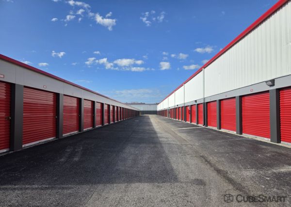 CubeSmart Self Storage - Lutz - 14902 North 12th Street - 14902 North 12Th Street