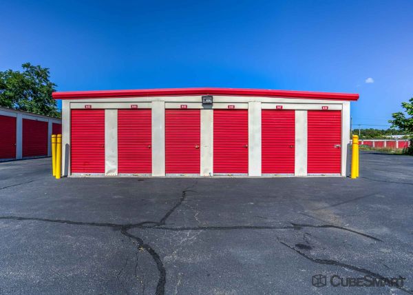 CubeSmart Self Storage - Riverhead - 99 Mill Road