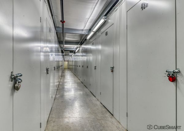 CubeSmart Self Storage - Bristol - 201 Lake Avenue