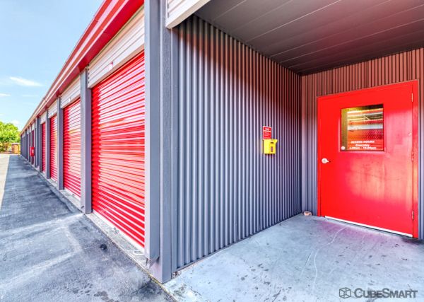 CubeSmart Self Storage - Suwanee - 3495 Lawrenceville Suwanee Rd - 3495 Lawrenceville Suwanee Rd