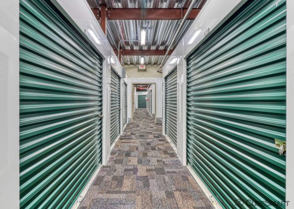 CubeSmart Self Storage - Jacksonville - 8121 Point Meadows Drive - 8121 Point Meadows Drive