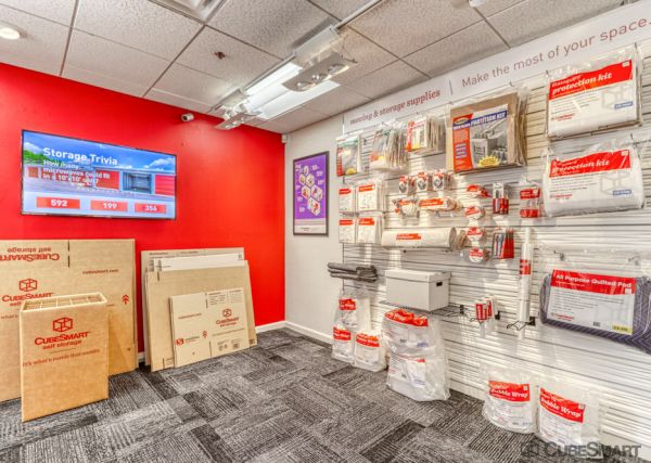 CubeSmart Self Storage - Jacksonville - 8121 Point Meadows Drive - 8121 Point Meadows Drive