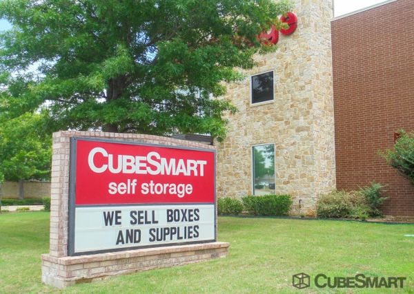 CubeSmart Self Storage - Keller - 8800 Davis Blvd