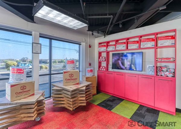 CubeSmart Self Storage - San Antonio - 11303 West Loop 1604 North - 11303 W Loop 1604 N