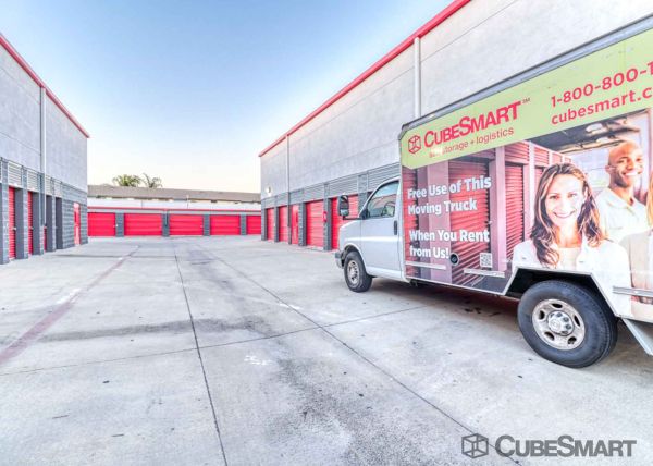 CubeSmart Self Storage - Vista - 1625 West Vista Way - 1625 West Vista Way