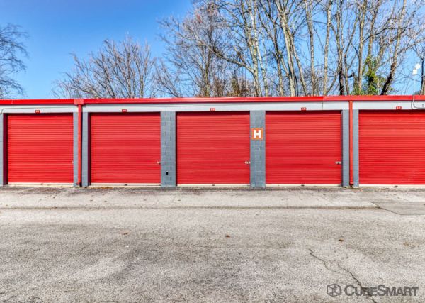 CubeSmart Self Storage - Nashville - 2825 Lebanon Pike - 2825 Lebanon Pike