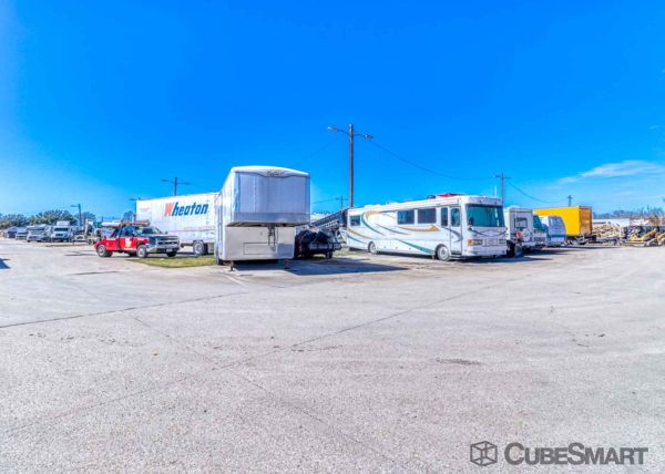CubeSmart Self Storage - Garland - 1350 N 1st St - 1350 N 1st St
