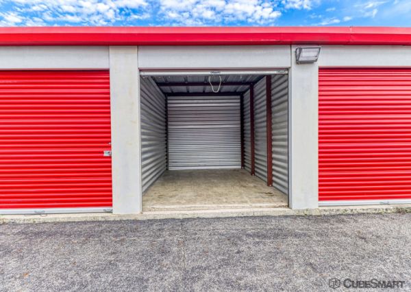 CubeSmart Self Storage - Hilliard - 5252 Nike Drive