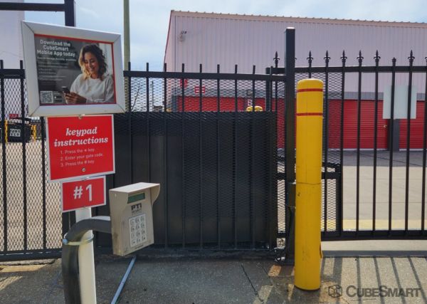 CubeSmart Self Storage - Lakewood - 1324 Hird Avenue - 1324 Hird Avenue