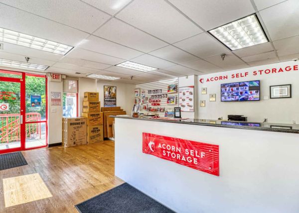 Acorn Self Storage - Kensington - 11015 West Ave