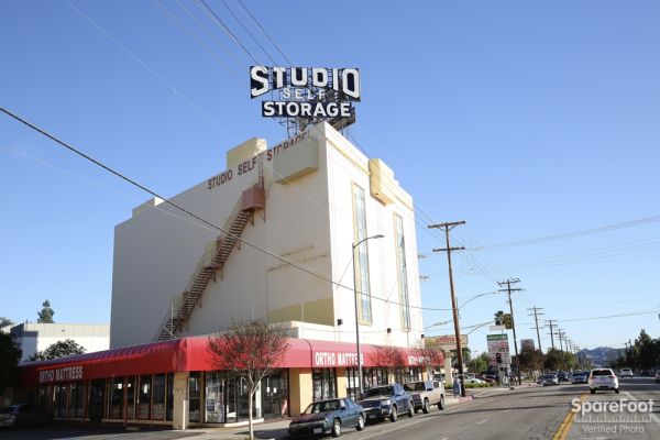 Studio Self Storage - 6200 Lankershim Blvd
