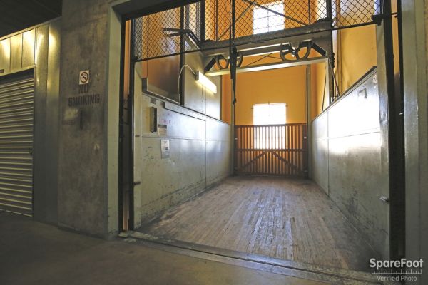 Studio Self Storage - 6200 Lankershim Blvd