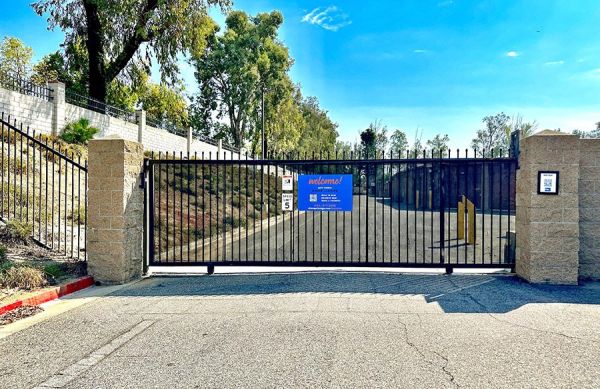 StaxUP Storage - Murrieta - 24850 Las Brisas Rd