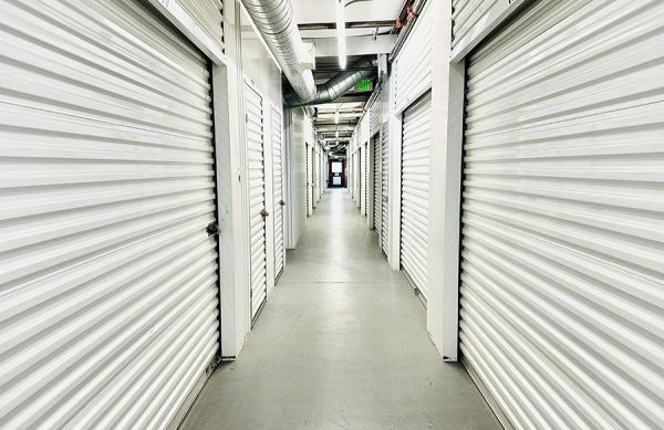 StaxUP Storage - Murrieta - 24850 Las Brisas Rd