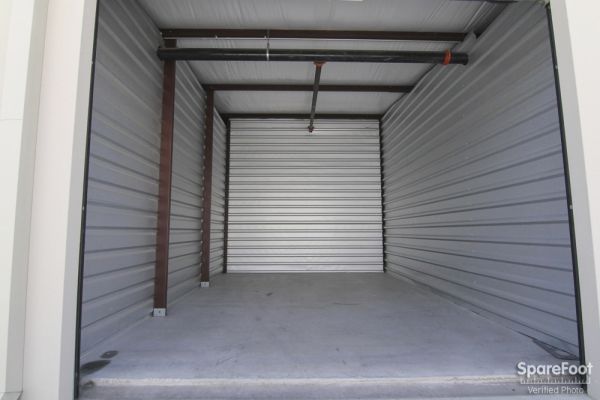Advantage Storage - Las Colinas - 330 W. IH635