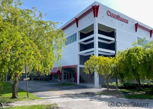 CubeSmart Self Storage - Miami - 19500 W Dixie Hwy - 19500 West Dixie Highway
