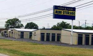 Watson & Taylor Self Storage - Austin - Photo 1