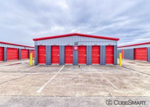 CubeSmart Self Storage - Pearland - 1919 E Broadway St - 1919 E Broadway St