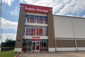 Public Storage - Austin - 2301 E Ben White Blvd - 2301 E Ben White Blvd
