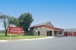 Public Storage - Whitehall - 2977 MacArthur Road - 2977 MacArthur Road