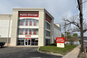 Public Storage - Hicksville - 40 E Old Country Rd - 40 E Old Country Rd