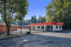 Public Storage - Milwaukie - 11800 SE 40th Ave - 11800 SE 40th Ave