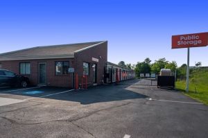 Public Storage - Leesburg - 11 Lawson Road SE - 11 Lawson Road SE