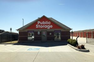 Public Storage - Oklahoma City - 6814 NW 122nd St - 6814 NW 122nd St