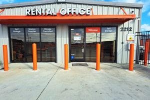 Public Storage - Chattanooga - 2212 Polymer Drive - 2212 Polymer Drive