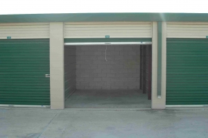 Storage Depot - Brownsville - Exp 77 - Photo 1