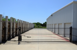 Mystic Shores Boat & Self-Storage | Spring Branch - Photo 10