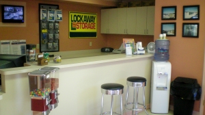 Lockaway Storage NW Loop 410 - Photo 3