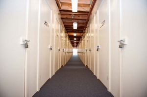 The Carpinteria Storage Place - Photo 8