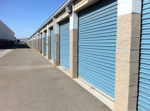Clovis Storage and Office & Executive Office Suites - Photo 8