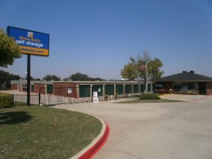 photo of Uncle Bob's Self Storage - Plano - 4005 W Plano Pky