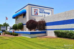 Central Self Storage - Cactus