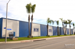 Ayres Self Storage - Huntington Beach