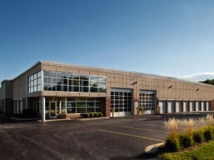 photo of Uncle Bob's Self Storage - Lake Forest - 1400 S Skokie Hwy