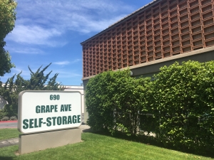 Grape Avenue Self Storage
