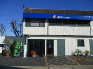 Life Storage - Irvine - Muirlands Boulevard