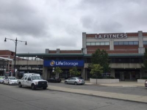 Life Storage - Chicago - North Paulina Street