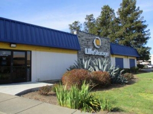 Life Storage - Rohnert Park