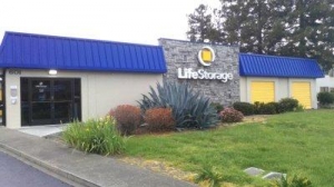 Life Storage - Rohnert Park