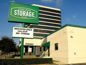 Extra Space Storage - Dallas - N Central Expressway